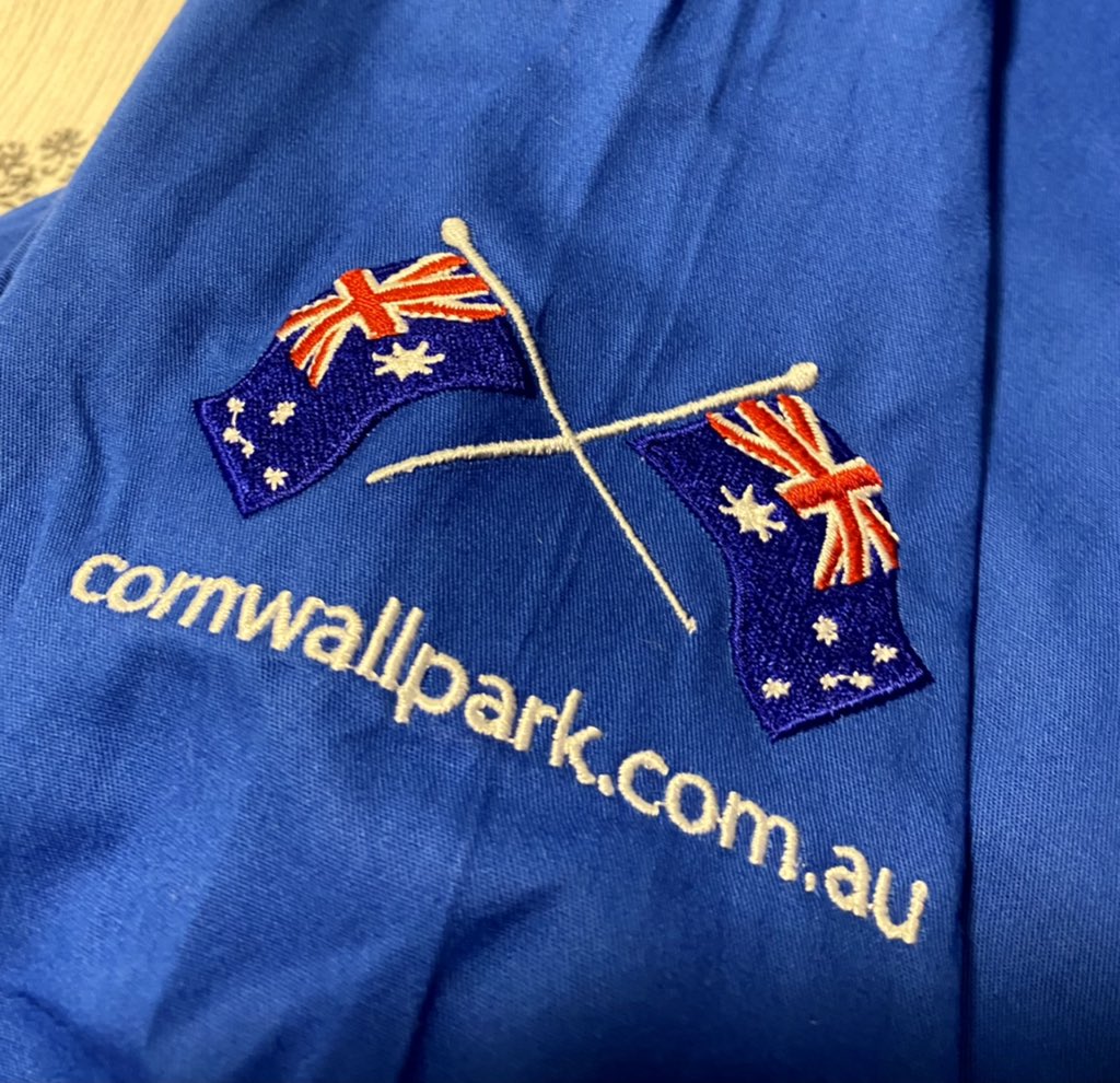 CornwallStud's tweet photo. That new electric blue sun smart work shirts feeling!! ❤️ 🤘🏼🤘🏼
All looking very snazzy this morning first thing, well for five minutes anyway!
#cornwallparkstud #sunsmart #newuniforms #studlife #breedingseason2021 #breedingexcellence #proudaussies #proudofourteam #ourbrand https://t.co/MumMoflxxk