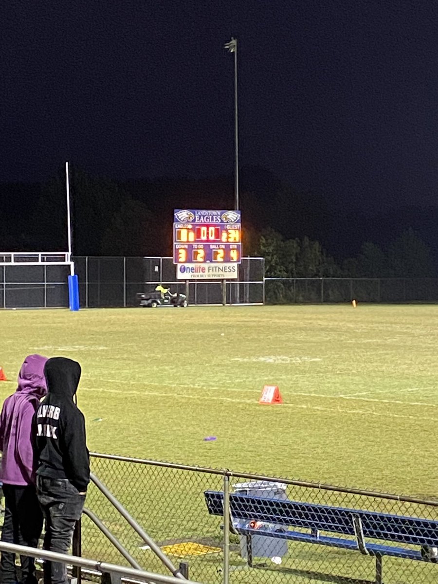 Kelly Kinnear tweet media