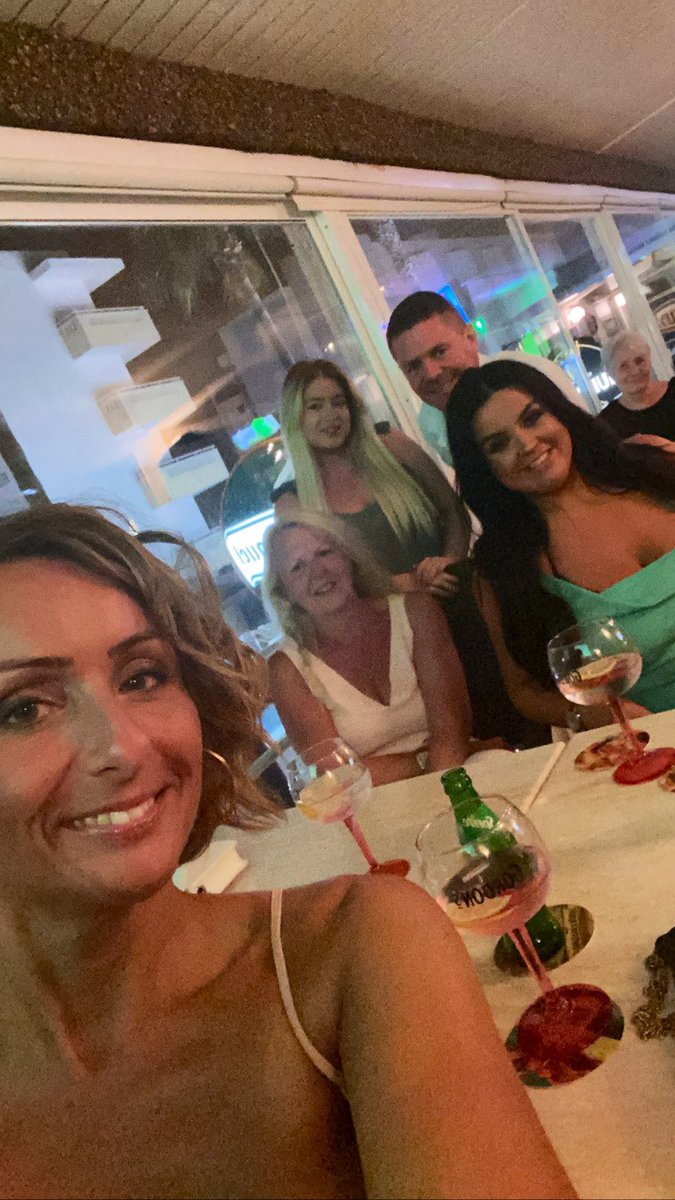 Hazelwood Ward…when you love your work colleagues that much that you go on holiday together!