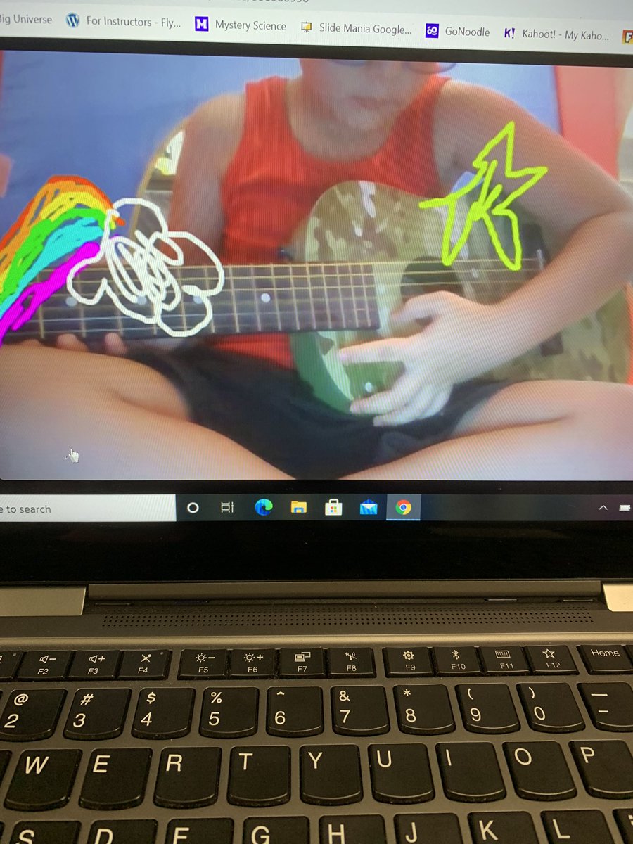 chandlerin1st's tweet photo. Today students had fun making their own instrument, or sharing one from home! Students even played a song on @Flipgrid πΈπ₯π΅#superfres #learningaboutsound https://t.co/4qb6cv5pxG