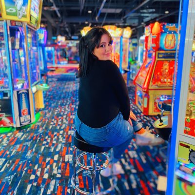 nlizriveraa's tweet photo. #NewProfilePic https://t.co/96xHgS5E3l