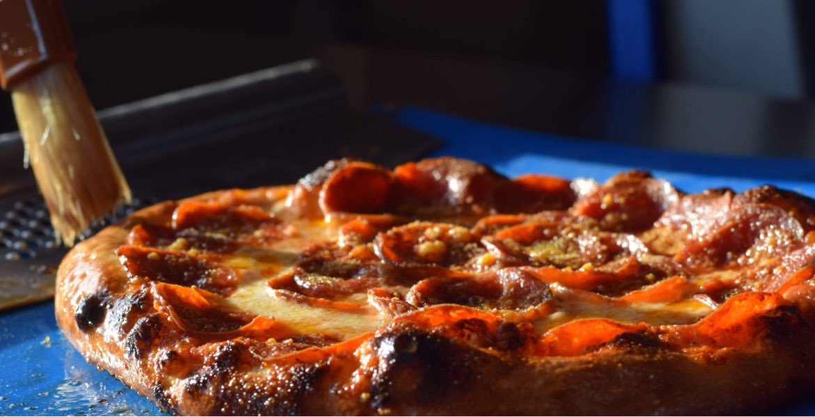 smokin_dough's tweet photo. Is there anything more appetizing then a fresh wood fire pizza? Yeah…that’s what we thought! #pizza #delicious #PNW https://t.co/jhp3yIENeA