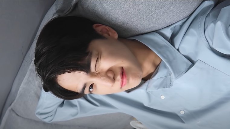 girlinluvlalisa's tweet photo. sim doutora, essa aqui foi a causa da minha morte!!!!!
#YOUNGHOON #BOYLOG #THEBOYZ https://t.co/tNmc2hqRdh