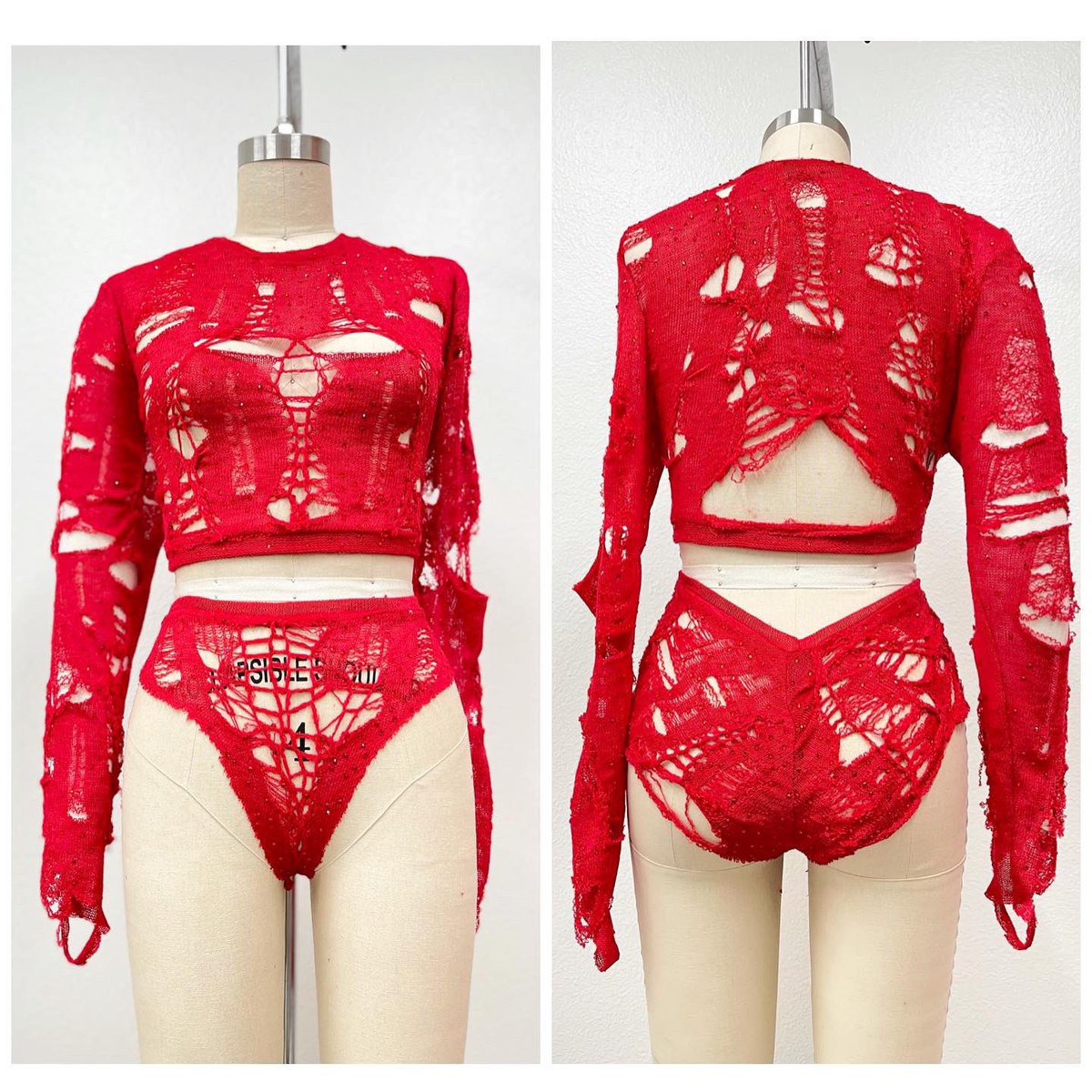DaShoneByDaSh's tweet photo. @theestallion in Custom #DaShoneByDaSh for #Cardib Birthday party
|| Shredded Knit Two-piece with siam crystals. || 
Styled by @zerinaakers Thank you so much for this project.

#DaShoneByDaSh #MeganTheeStallion #SewPerfect https://t.co/N3SH83d8Iq