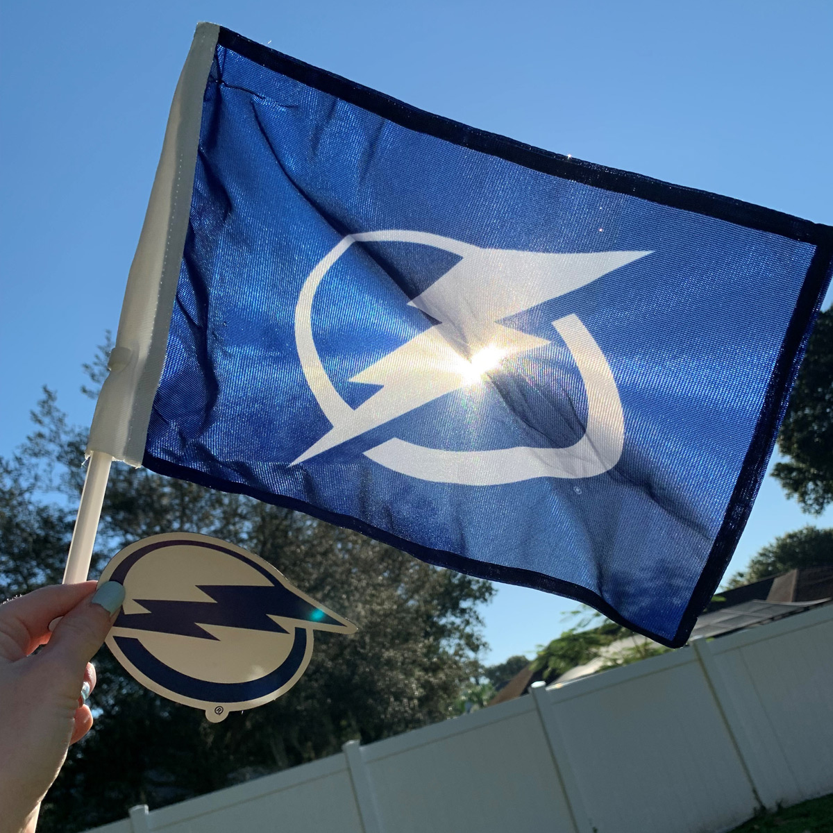 AAA_ACG's tweet photo. Be the Thunder! Show your pride for the @TBLightning by grabbing your FREE Lightning car flag or magnet from participating AAA Branches*–while supplies last. #GoBolts #AAAForLife *Branches: Westshore Car Care Plus, Clearwater Car Care Plus, Carrollwood, New Tampa and Brandon https://t.co/gSgNPnM11V