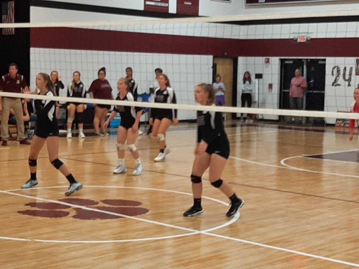 GoernerRandy's tweet photo. The @ptreeacademy Lady Panthers take game 2 from Johnson Ferry (25 - 9) and lead 2 - 0 in games. Game 3 coming up. https://t.co/37GYwhVPxY