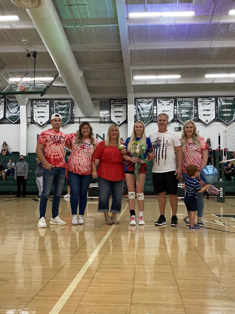 Senior Spotlight: Middle Hitter, #11 Celine Puscian❤️🤍💙🏐