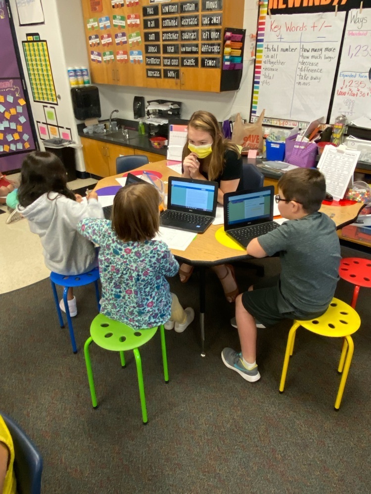 OwensTylerISD's tweet photo. Our 2nd graders had fun learning in our Tuesday science stations. Thank you to our awesome student teachers from UT Tyler for all your help and dedication! ๐คฉ Way to soar, Eagles! ๐ฆ
#SoaringInSecond #ScienceStations https://t.co/Y8J9s7bBvx