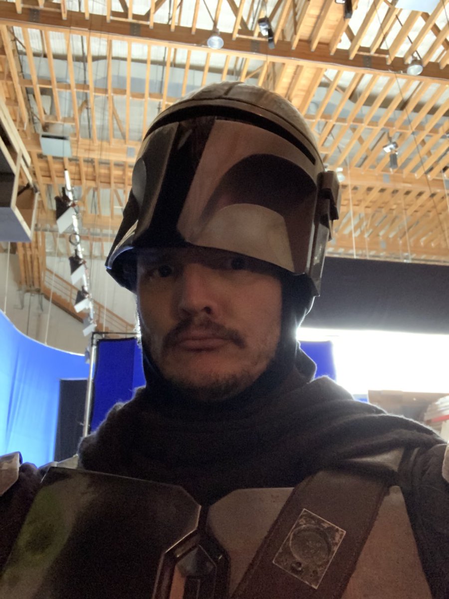 'The Mandalorian' S3 is now filming 🎥

(via <a href="/TheCarlWeathers/">Carl Weathers</a>)