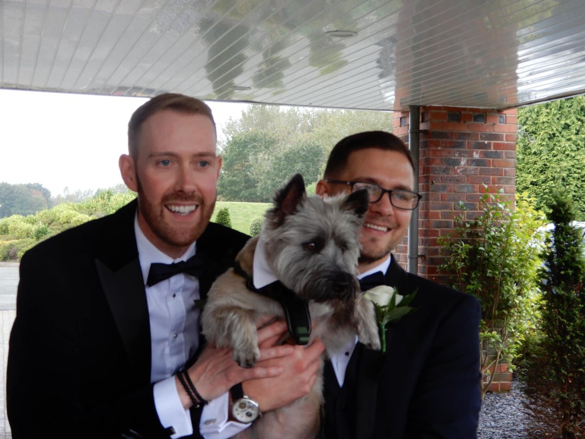 jokirby_'s tweet photo. Best weekend 💙🥂🤵🏼‍♂️🤵🏻‍♂️ https://t.co/E6qrjXziAE