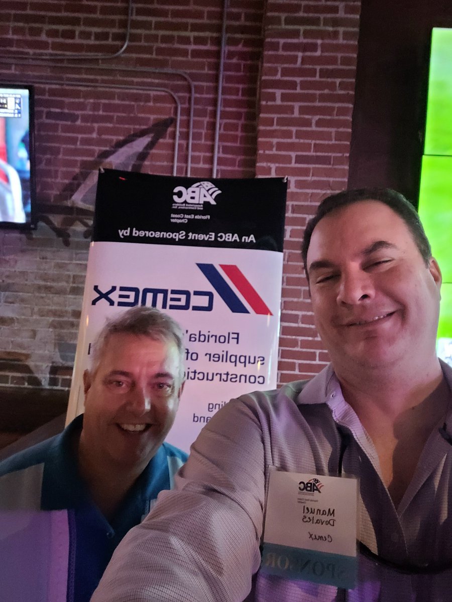 cemexMiami's tweet photo. @abceastflorida #abc2ndtuesday #businessdevelopment night ◇ thank you to all the sponsors #bosticsteel @UniversalEngSci #Millerconstruction #speedyconcrete @cemexMiami #gotilt @dyga63 https://t.co/NbzM2MovxV