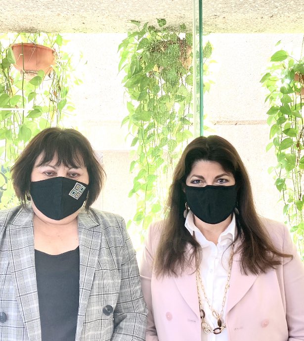 No hay ningún sector cerrado a la inversión en #Belice nos dijo la viceministra de la Of del Primer Ministro, Narda García, en reunión en la <a href="/EmbaMexBee/">Embassy Mexico in Belize</a>. Comentó sobre las facilidades y la exención de aranceles a las empresas que vengan a invertir a su país. 🇲🇽🇧🇿