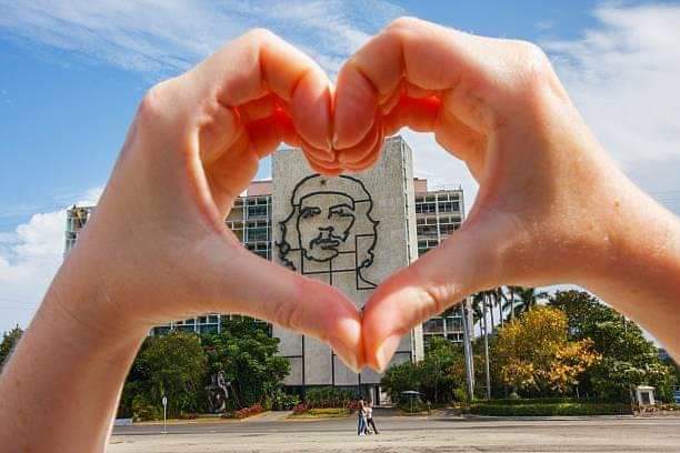 Que bella la historia de mi #Cuba. Cuanta valentía y cuanta enseñanza entraña en sus hojas. Impresionantes relatos de nuestros héroes. #ACubaPonleCorazon #SomosContinuidad #CubaComunica