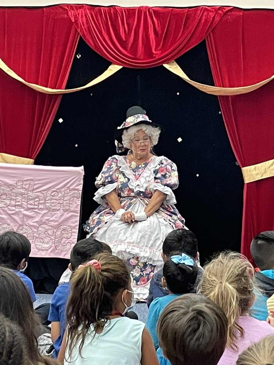 gleason_library's tweet image. Our littles in pre-K and kinder were rocking and rhyming with Mother Goose today.  #CFISDlibraries @CyFairLibraries @GleasonTigers