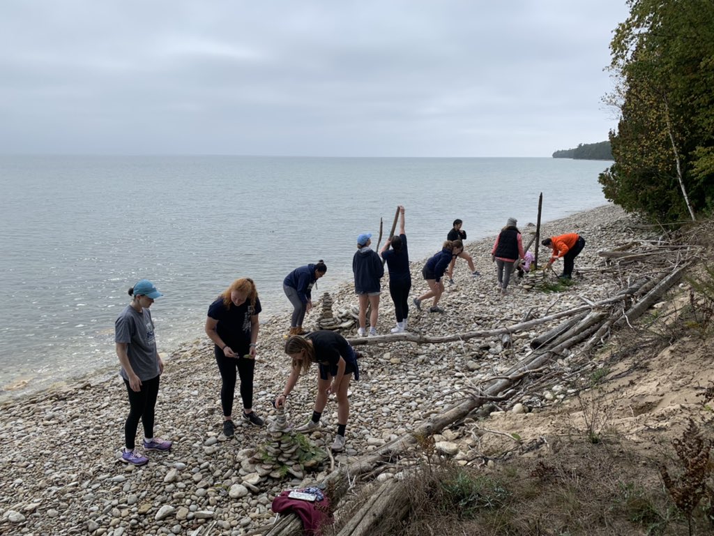 LUVikingsWBB's tweet photo. We ❤️ Bjorklunden!

2. Stone Castles

#WE>me
#teamwork
#competing
#whyLU
#whyLUWBB https://t.co/w2RIw4ntzF