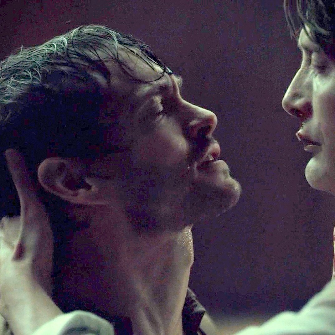 trailerparkbaby's tweet photo. "Some parts of Will wanted it to happen. It was something that was almost, in that moment, desired."-Hugh
"There’s a sort of strange surrender for Will at that moment. He allows the gutting. He almost feels as if he deserves it"-Bryan

aka Will taking "punish me Daddy" to extreme https://t.co/hriS3LL2r0