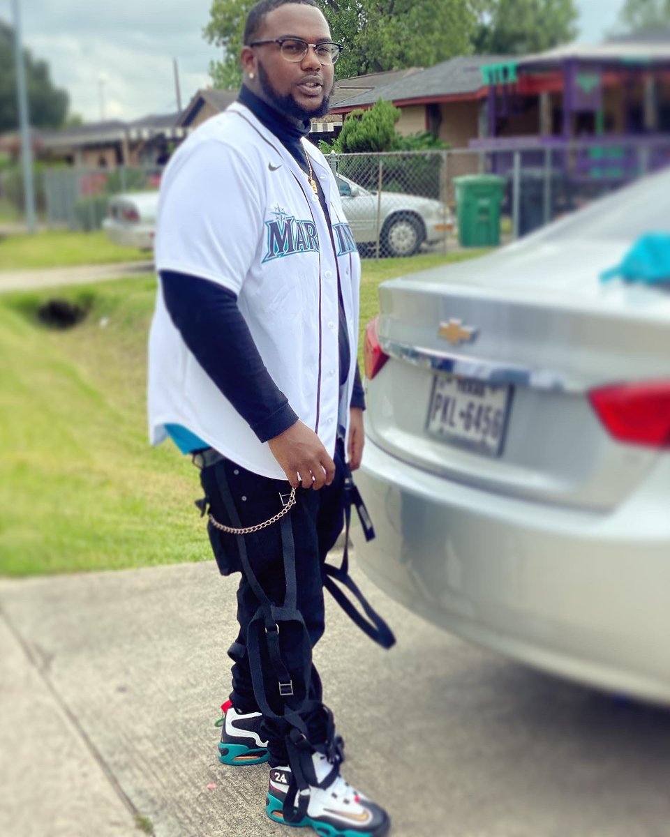 yungrenzel_'s tweet photo. Im From Where Dey Call U a 🐀 if U Snitchin #FreeHG🔓 #XVL💎 https://t.co/I7vlZHA3Nm