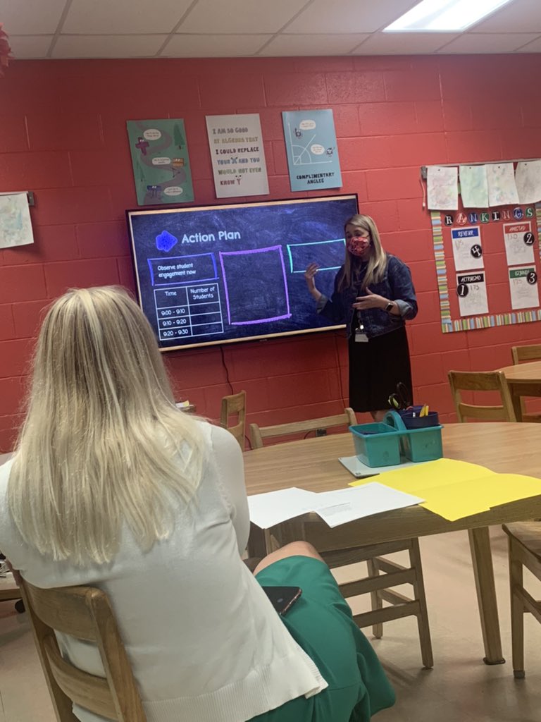 Warren_Elem's tweet photo. We know our teachers are Rockstars, but we love it when other people recognize it too!! Great job tonight, Mrs. Biggs,presenting to Warren County Schools District Leadership team members!!! #LeadTheWay https://t.co/9SKPDFLZGy