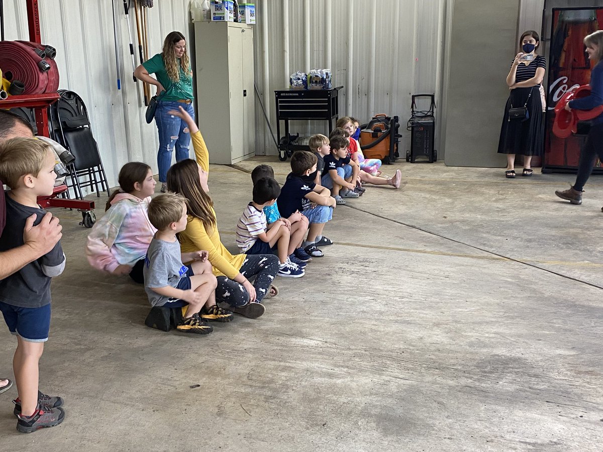 PlanoPreK's tweet photo. Thank you Plano Fire Department for keeping our community safe and teaching our preschool families about fire safety! We had so much fun! https://t.co/tH9cMHYjBS