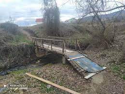 Да се потсетиме на некои од проектите 
Лево ВМРО, десно СДС