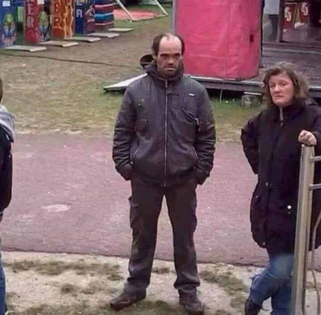 ResNeXtGuesser's tweet photo. Image prediction: yurt
Confidence: 49.95% https://t.co/bSaMpv0Zn3