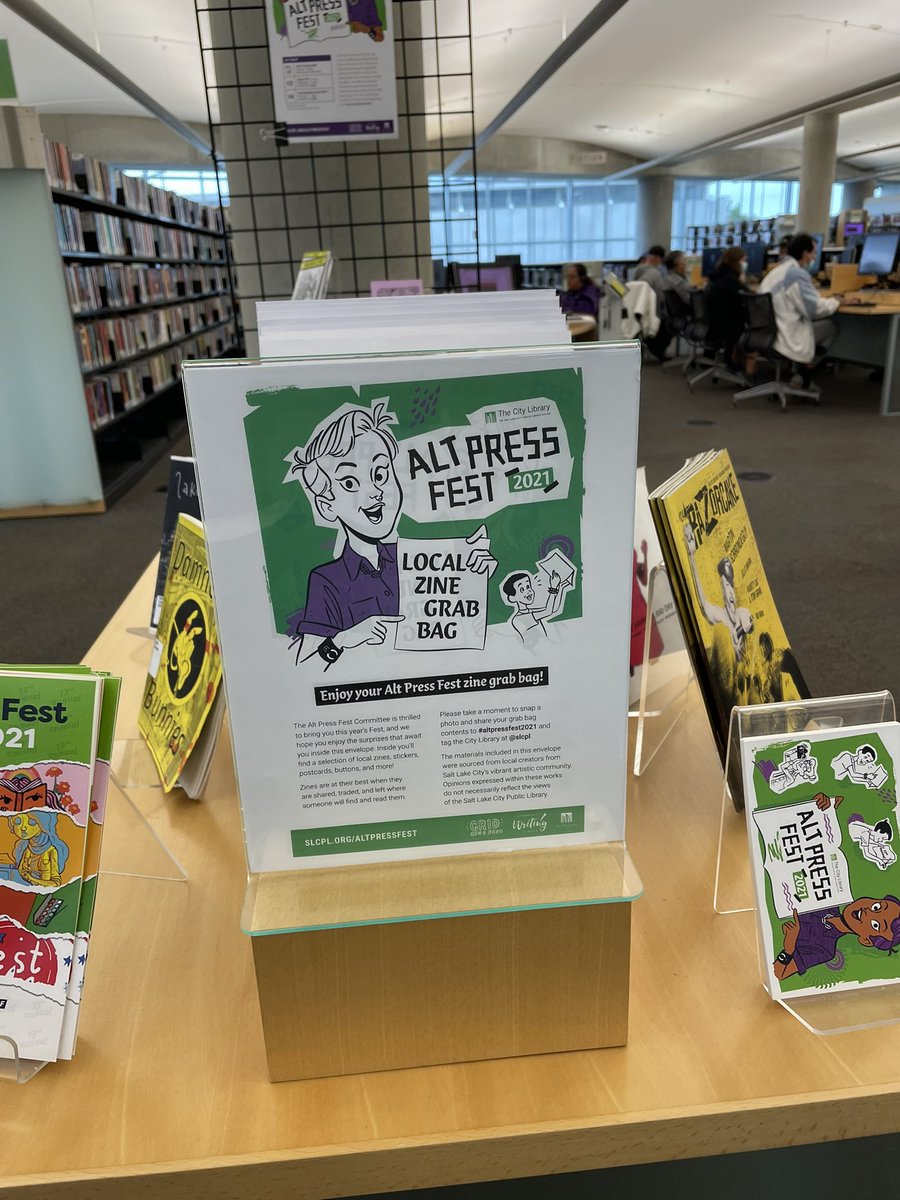 gettsr's tweet photo. Some #altpressfest adventures were had today! It has been a long time since I’ve been just a participant and not a part of the organizing committee. I guess this year they’ve done all right without me. Haha. https://t.co/hWcVctxMEh