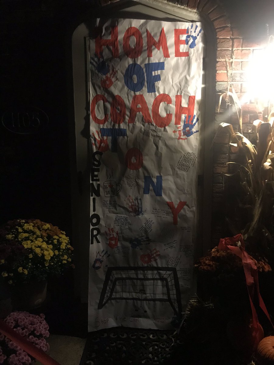When the <a href="/lgsgirlssoccer/">Lady Canes Soccer</a> Team shows up to decorate the Assistant Coach’s house before Wednesday’s rivalry game. ❤️💙#BASDcommunity <a href="/LibertyHigh/">Liberty High School</a> <a href="/BethlehemAreaSD/">BASD</a>