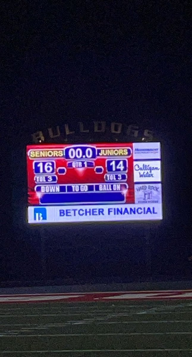 wouldn’t expect anything less🤷🏼‍♀️💯 <a href="/romeodawgpound/">The Dawg Pound</a> <a href="/2022romeo/">RHS Senior Class of 2022</a>