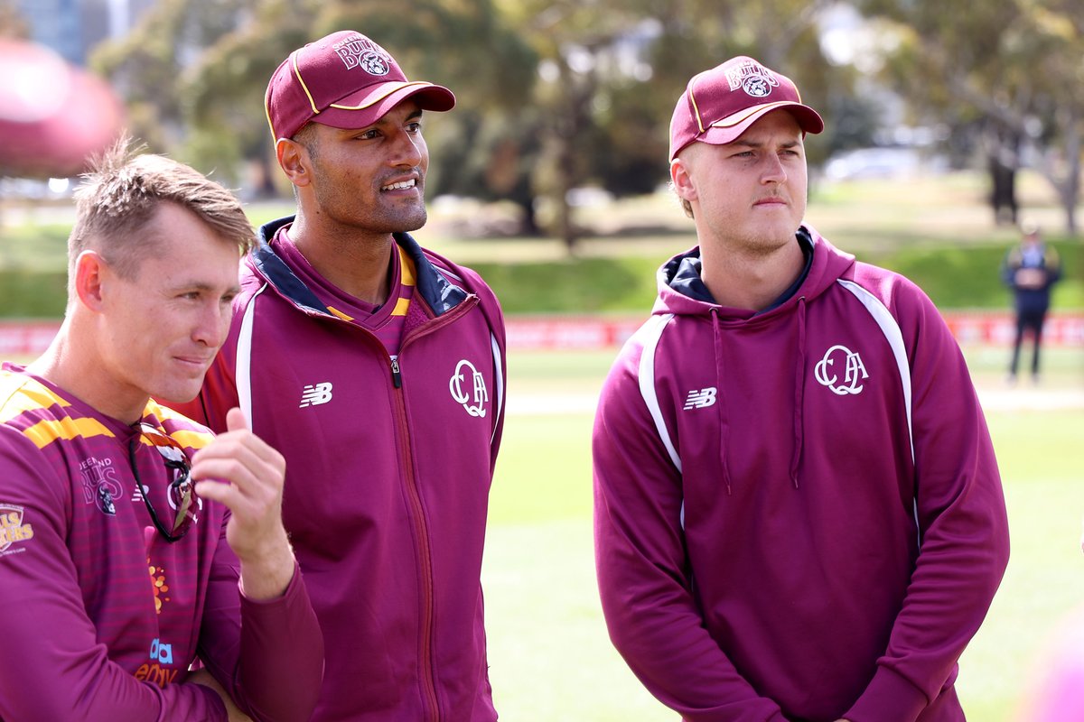 DEBUT ALERT | Welcome to the Queensland family, Gurinder and Connor! 

XI: Khawaja (c), Heazlett, Labuschagne, Renshaw, Burns, Peirson (wk), Wildermuth, Neser, Sandhu, Kuhnemann, Sully 

#MarshCup #MaroonGrown