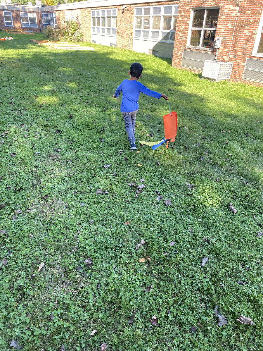 We had so much fun today learning about wind, creating windsocks and taking them outside to fly.  🪁@MathWithMrsM <a href="/CMSmtolive/">CMS Elementary School</a> <a href="/KatVizzone/">Kat Vizzone</a>