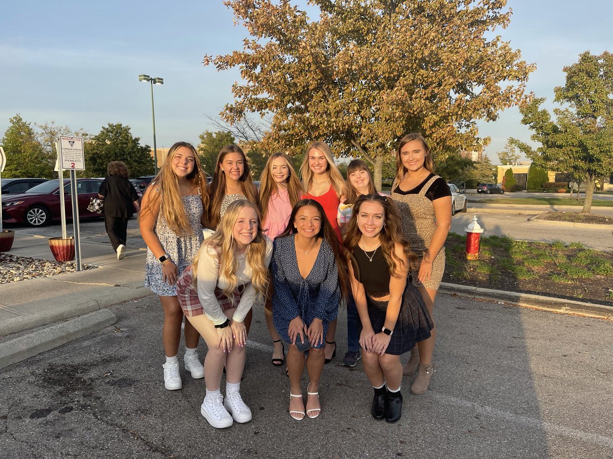 Hayespacercheer's tweet photo. It’s senior week! https://t.co/W3tJLUNPvd
