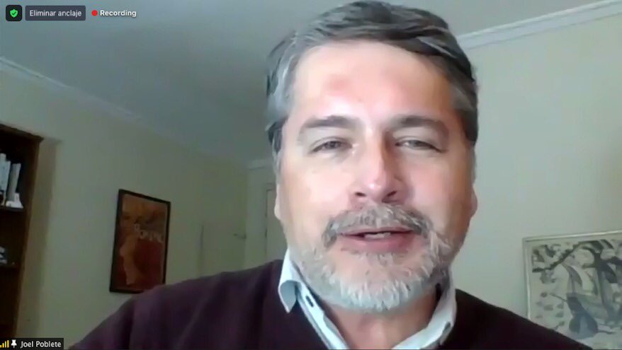 Película “Negocio Redondo” en ciclo CineEnTuCarrera. Excelente conversación de Joel Poblete y alumnos de diferentes carreras de la UDD con el director Ricardo Carrasco y el productor Roberto Trejo.