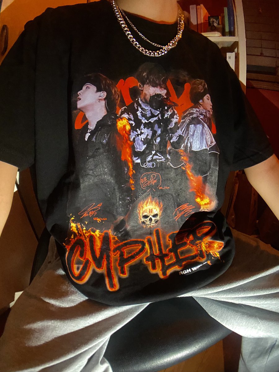 rghwrld_'s tweet photo. 💥 CLICK CLACK TO THE BANG 💥

Rapline shirt available in Batch 3 Preorders now !!! order link in our bio 🔥 https://t.co/fIMVbO7bWb