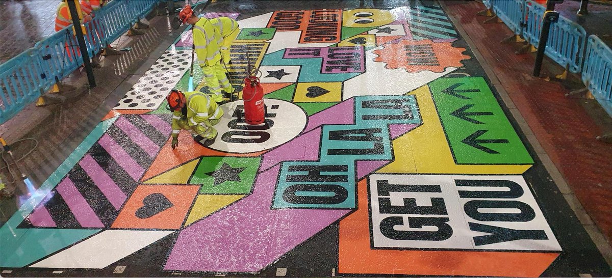 so_mo_co's tweet photo. in case you were wondering..This is what a nudge crossing looks like. Incredible work by @RoadlinesL & @smiling_wolf who helped bring the concepts to life. We'll be using AI technology to see if we can nudge more people to use crossings in higher risk locations #Liverpool https://t.co/TSEeQ8DfCt