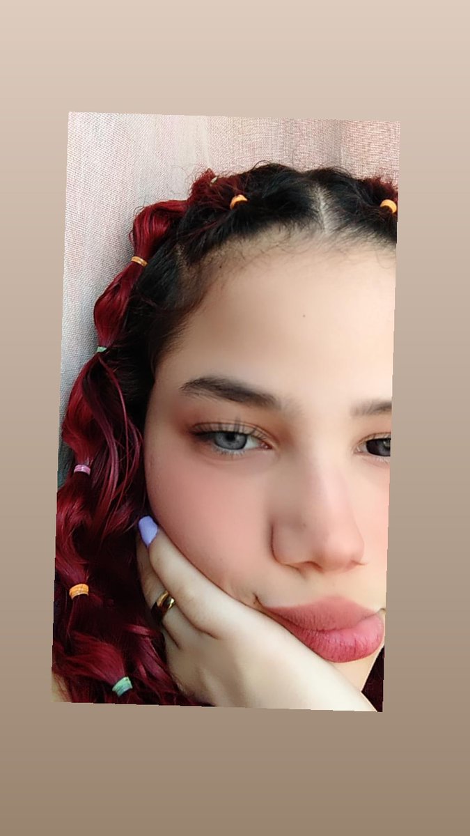 solosoycris_'s tweet photo. Red https://t.co/6aVJReNrQH