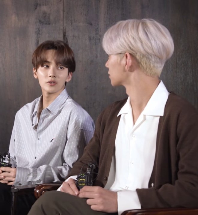 archive_hanshua's tweet photo. a year ago

#조슈아 #정한 #세븐틴 @pledis_17 https://t.co/yYrmhuAdKK