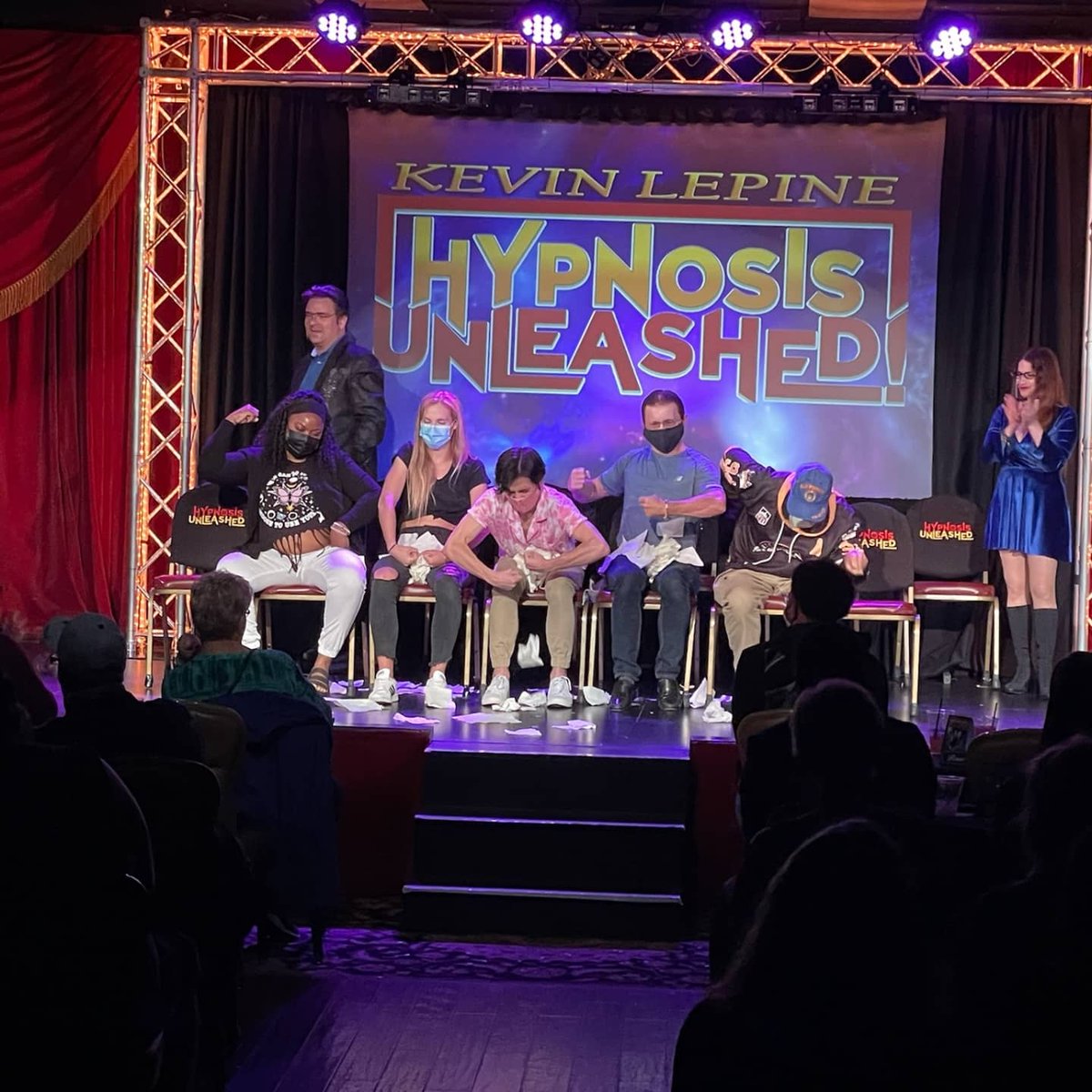 HypnotistKevin's tweet photo. Great times and great new superstars every night at Hypnosis Unleashed.   Hope you join us onstage soon. https://t.co/om3onbUWAI