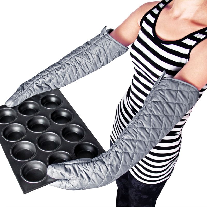 ForeFood1's tweet photo. 👩‍🍳Baking Tools Oven Gloves👩

🍰 Crafted using cotton
🍰 High temperature resistance
🍰 Can be used for oven, grill, and microwave
🍰 Wear resistant and durable

#forefood #foodmagazines #allaboutfood 
#instafood #kitchenwares #onlineshopping #baking

https://t.co/6az11UQOvX https://t.co/OVlPDP6vyi
