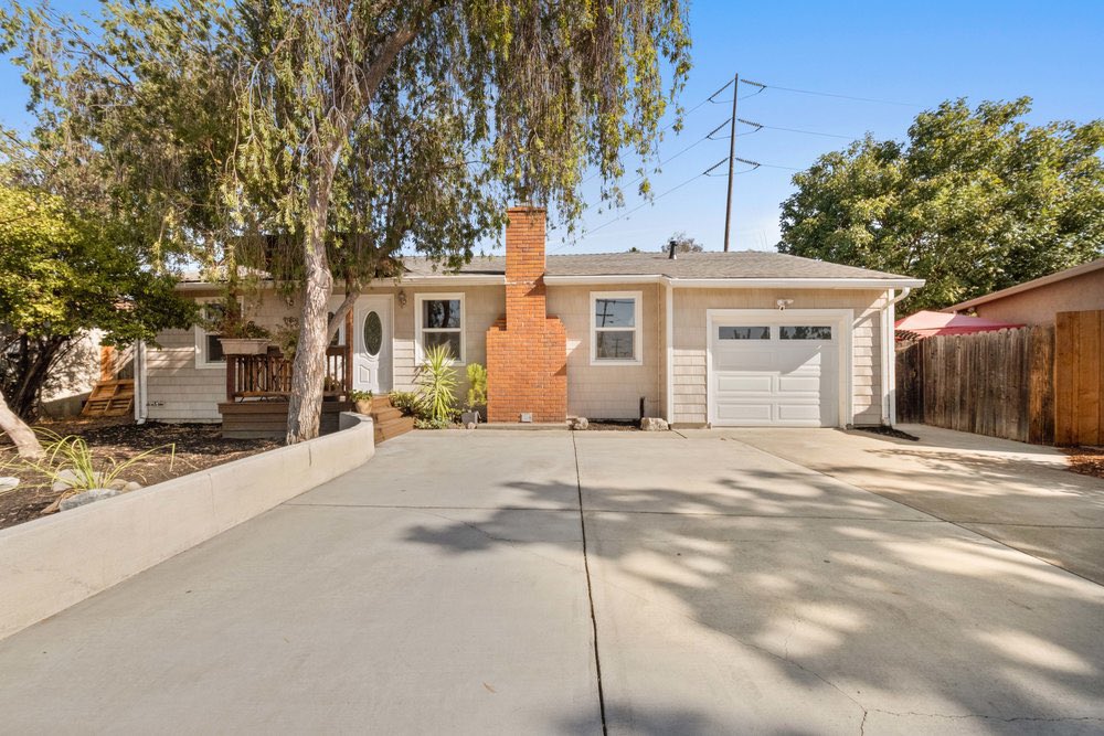 daryl_temple's tweet photo. 🚨 New Listing Alert 🚨
1800 Belmont Rd, Concord, CA

📱 https://t.co/KoSdpz3EH1

🏠 Listed by @newhomesconcierge

✏️  Daryl Temple | DRE 01799010
       Realty ONE Group Future

#NewListing #Concord #SingleStory #LargeLot #DetachedHome #ContraCosta #ForSale #NewHomesConcierge https://t.co/zOPWHQspgm