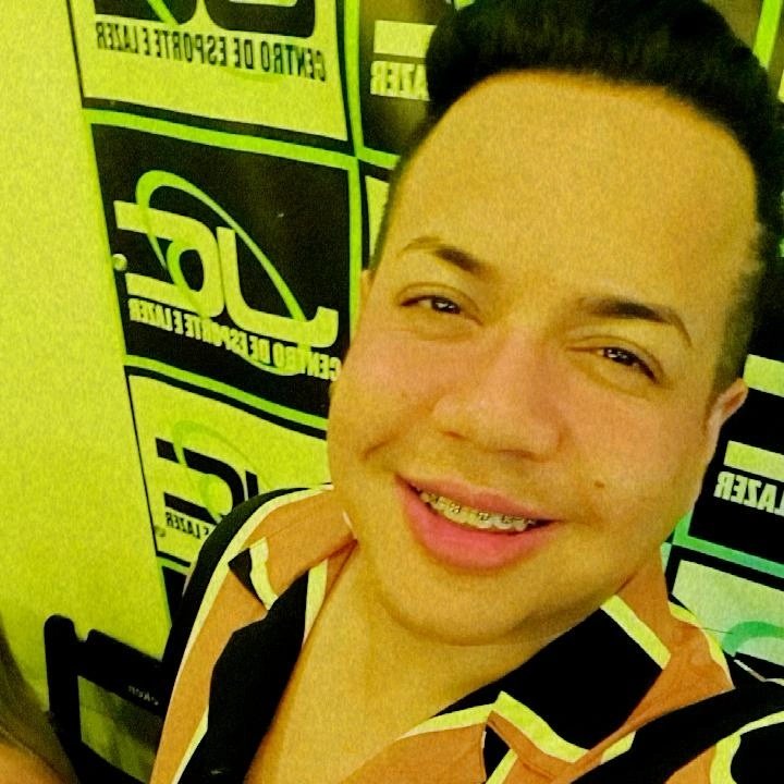 FariaDarlei's tweet photo. 🎵A vida me ensinou a nunca desisti nem ganhar nem perder mais procurar evoluir.... 🎶✌🏻💛😘 https://t.co/UkRLemVFEd