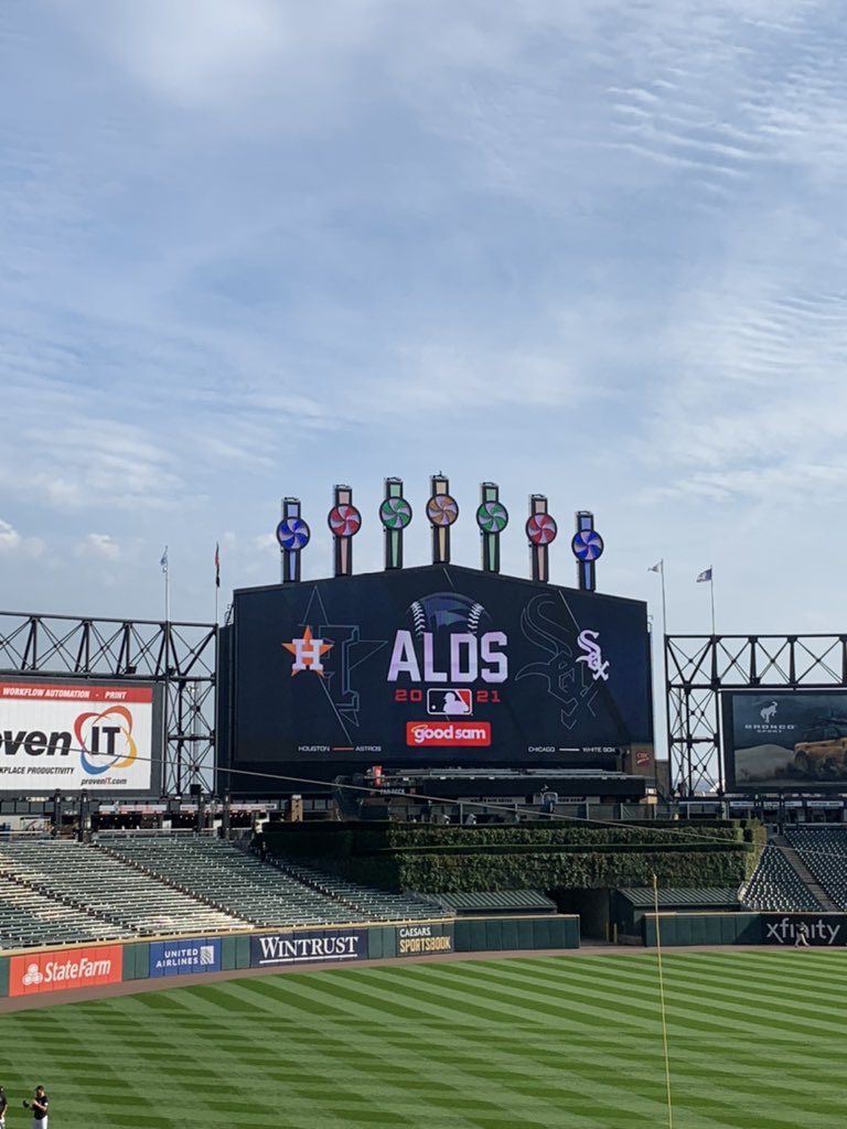 eimac416's tweet photo. We had a great season. Rest up boys. Thanks to all of our fans who visited MB2 in Section 141. We love serving you. We appreciate your business. We will be back in 2022. Be safe. See you soon. @whitesox https://t.co/LzMkPLX3oP