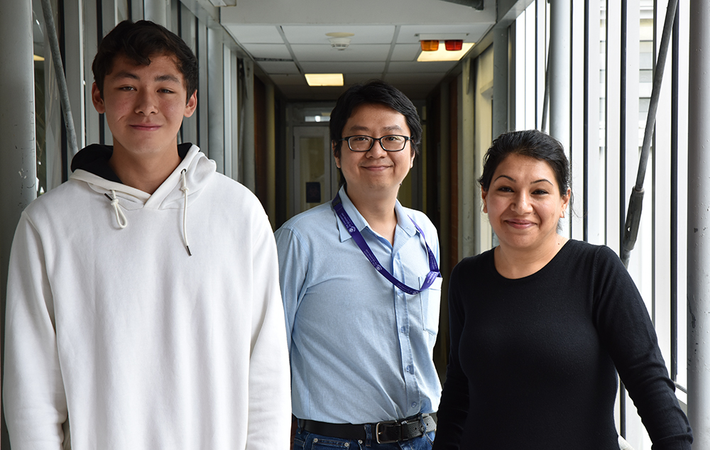 QldBrainInst's tweet photo. #QLD Brain Bee Challenge champion Caitlin Wadley and runner-up Marcus Paice gave up their school holidays to gain an insight into the world of neuroscience at @QldBrainInst. @LabEthan @stjohnsanglican @UQ_News #BrainBeeChallenge
https://t.co/JiyWUYA0iE https://t.co/jmdGEAUGeY