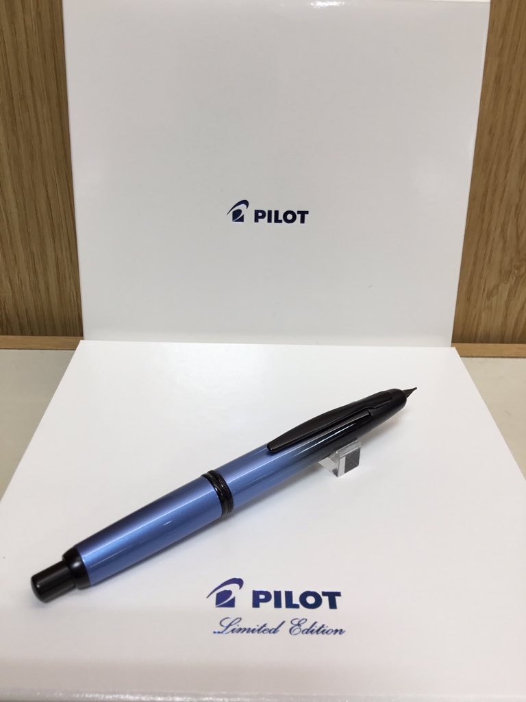 PILOT キャップレス アイスブラック　未使用　2021年限定　F 細字