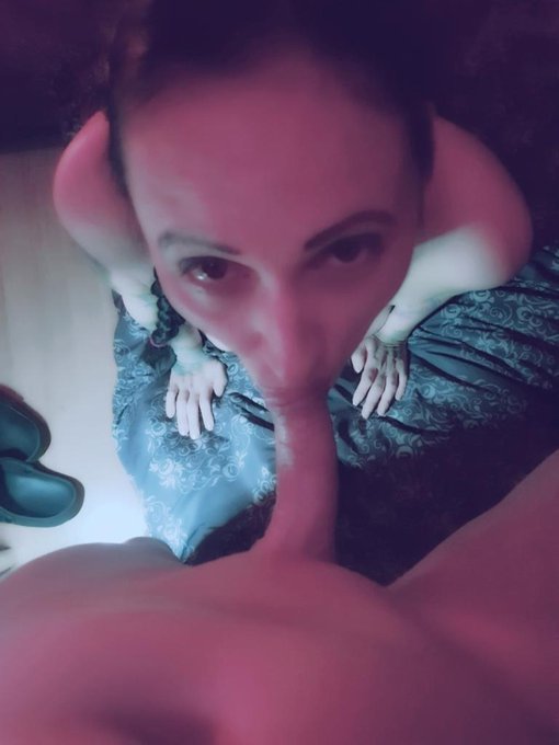 Bonita De Sax’s pics and videos