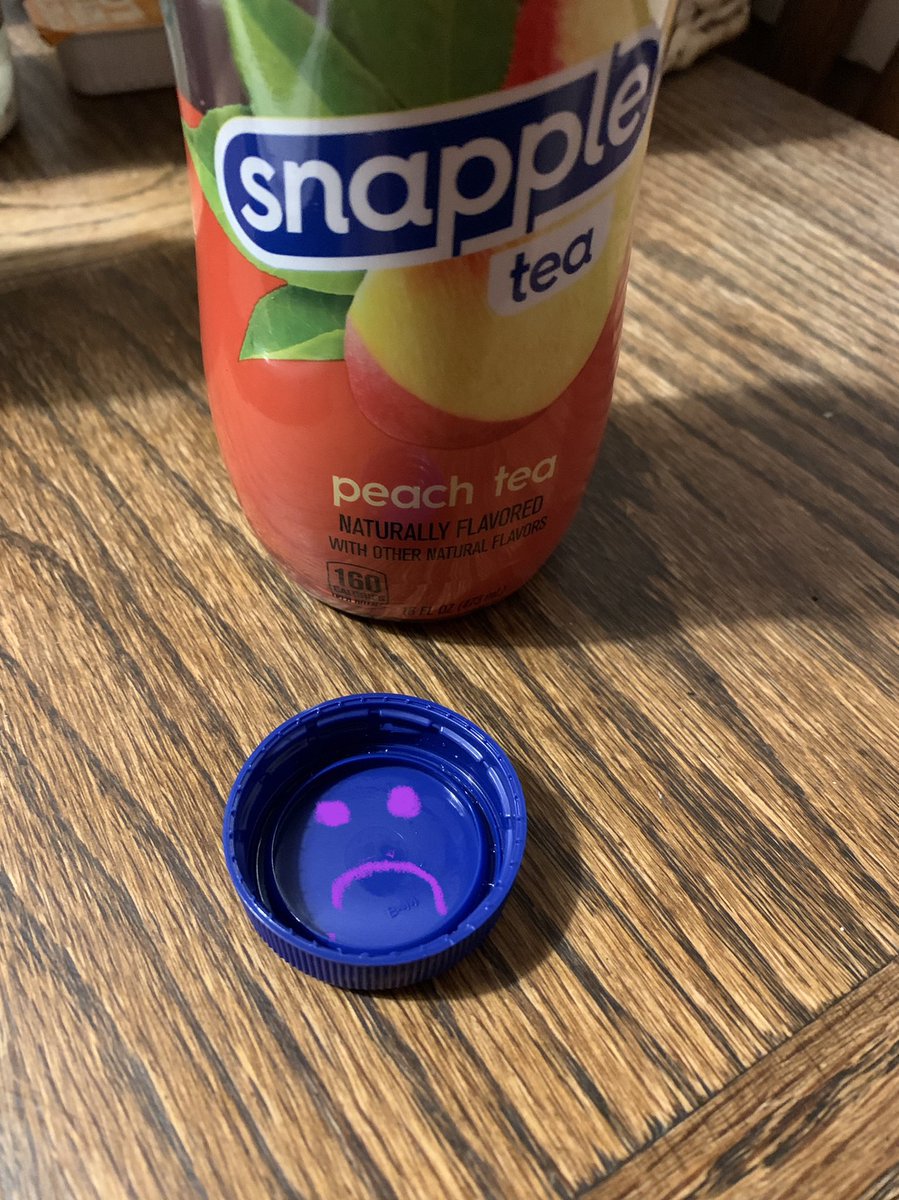 wonderland080's tweet photo. Hey @snapple fun fact…there are no fun facts on your new bottles! Bring back your glass bottles and fun facts pleeeaaase! https://t.co/lGZzczaXrU