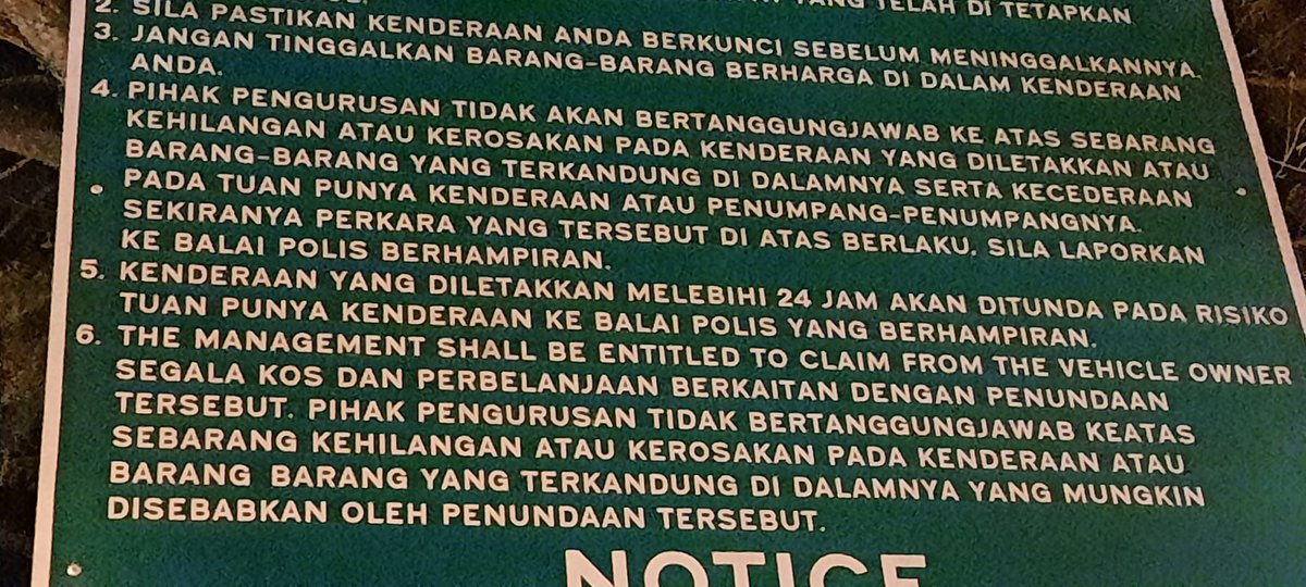 ao_kubota's tweet photo. Papan tanda di hentian plus... apa yg menarik tentang perkara di No. 6.... caca merba.. https://t.co/UNRUCSl4U4
