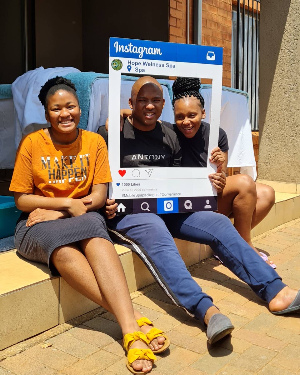 HopeWelness_Spa's tweet photo. "Life Should Not Only Be Lived, It Should Be Celebrated Because Everyday Of Your Life Is A Special Occasion" π₯
#Convenience ππ½
#MobileSpaPackages π
#ComboCelebration π
#HalfDayPackage ππ½ββοΈ
#WomenCrushWednesday π
#WeServeWelnessSerene π―
For Bookings DM or Wats-App 0660947539 https://t.co/I7ZHoFTg1y