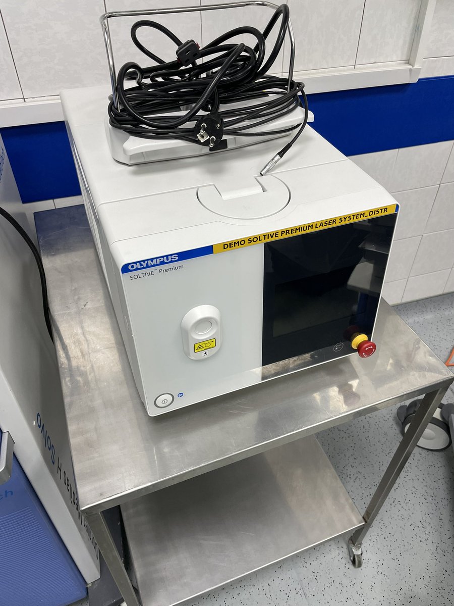 aurologyauth's tweet photo. Testing the new Super-Pulse Thulium Fiber Laser System "SOLTIVE Premium" by @OlympusUrology in 9 URS/RIRS cases. 🏥@aurologyauth 
👉@anastasios_dr , @Memmos4 , @i_mykoniatis, @sountp, @evangelos_n https://t.co/qelLPebNQi