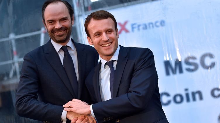 DylanBouvier9's tweet photo. 🤗 Selon plusieurs sondages dont celui de #ParisMatch, Emmanuel #Macron et Édouard #Phillipe sont les politiques les plus populaires de 🇨🇵.

✅ Ainsi la #MajoritéPrésidentielle en sort grandie. Notre objectif, c'est la réélection de #Macron2022, nous sommes mobilisés ! https://t.co/kDWloznfCa