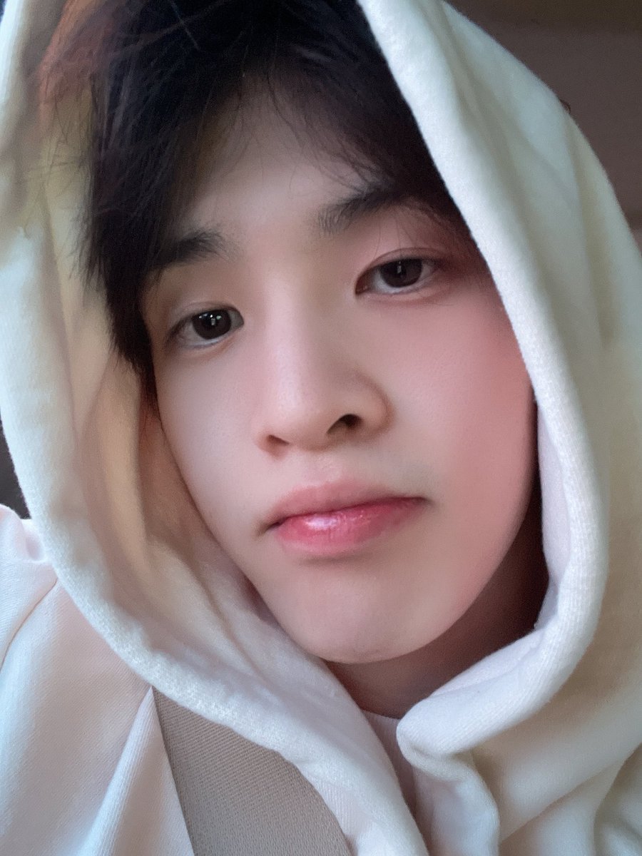 almfiles's tweet image. fluffy allen 🤍

#앨런 #ALLEN